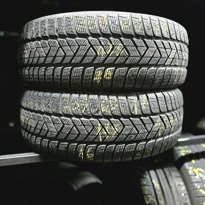 2x 235/65/17 M+S PIRELLI Stare excelentă