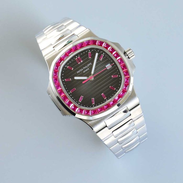 Patek Philippe Nautilus Ruby Bezel с автоматичен механизъм гр. София ...