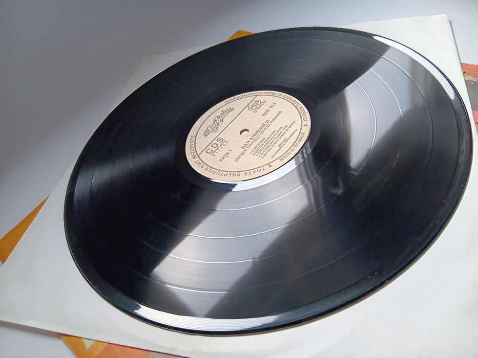 disc Vinil Dan Armeanca, muzica țigănească, stare excelenta, Anii 90
