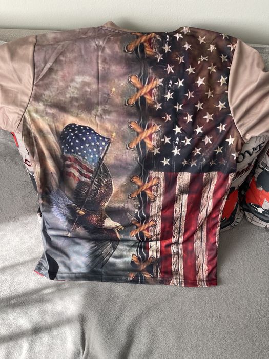 Мъжка тениска размер L