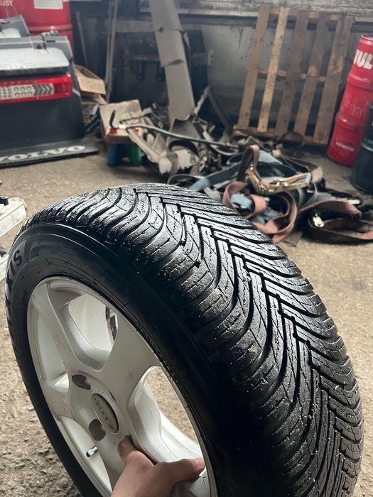 Продавам джантите с гумите заедно от снимките !