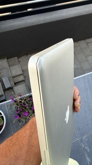 Macbook pro 15 i7 late 2011 1tb 8gb ram si pro 13 mid 2012 i5 8gb 500gb