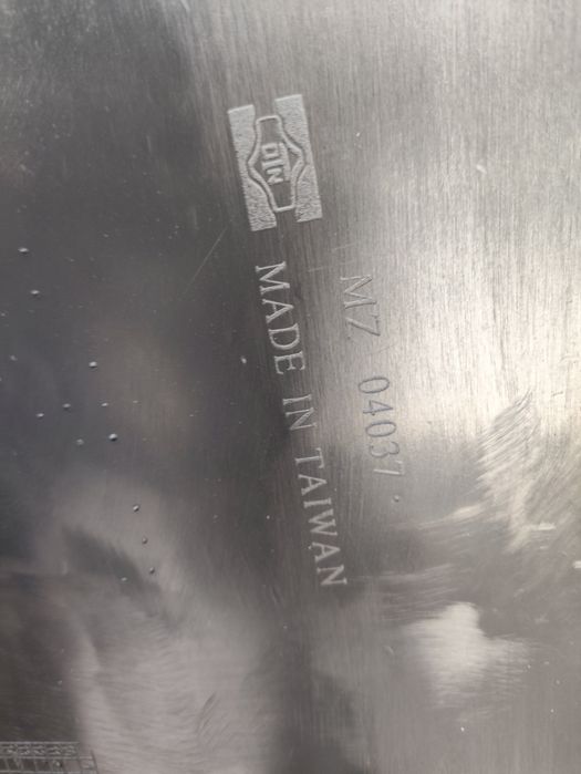 Мазда кронус бампер Тайвань