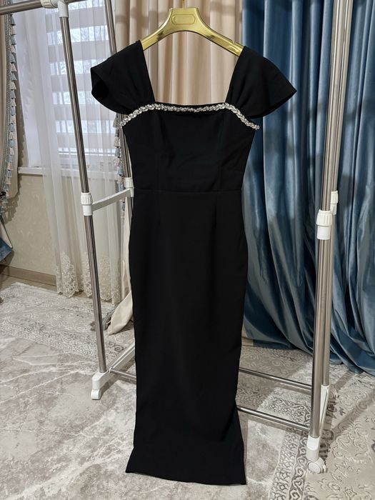 Элегантное платье s/m размер