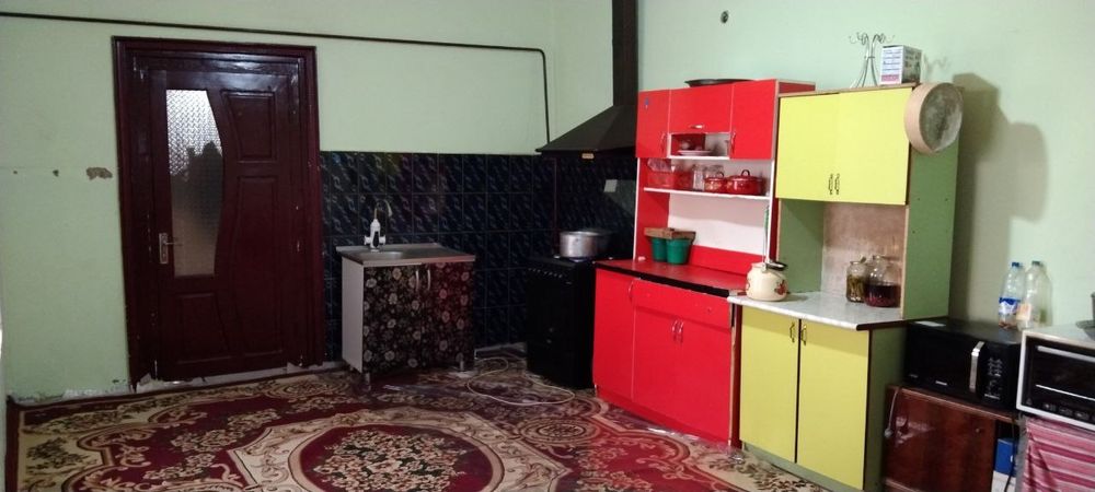 Жалоир бошланишида ховли сотилади 30сотих