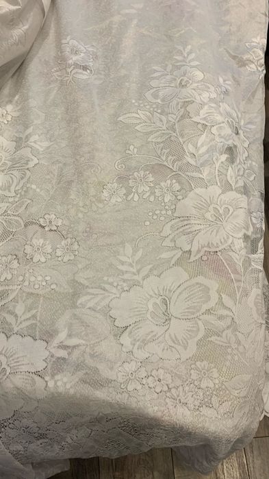 Перде бяло ушито