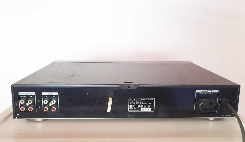 egalizator Sony SEQ-411 cu analizor spectral