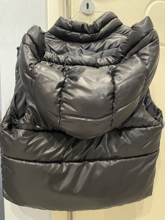 Дамски елек на марката M lvs M