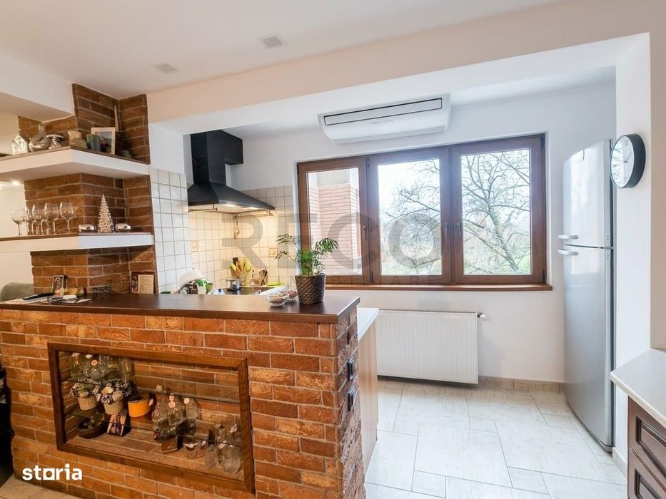 RECO, apartament decomandat,4 camere, Centrul Civic — fotografia 3