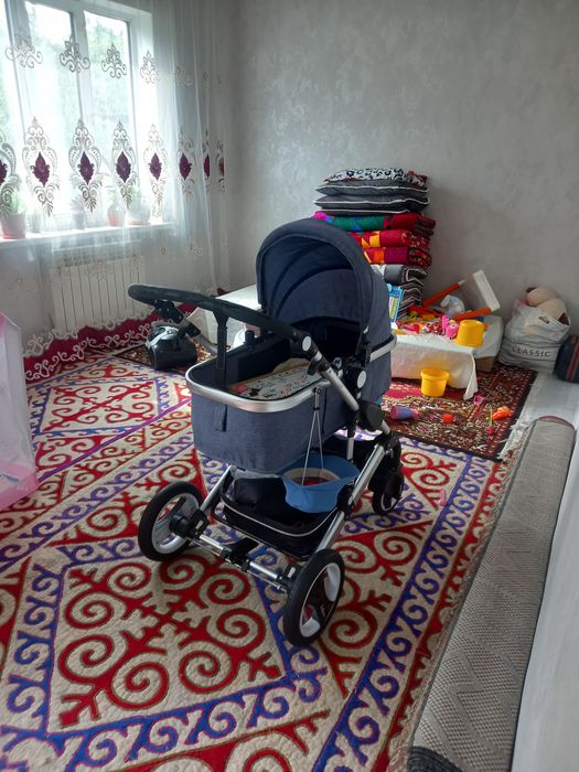 Срочно продам детский  коляска