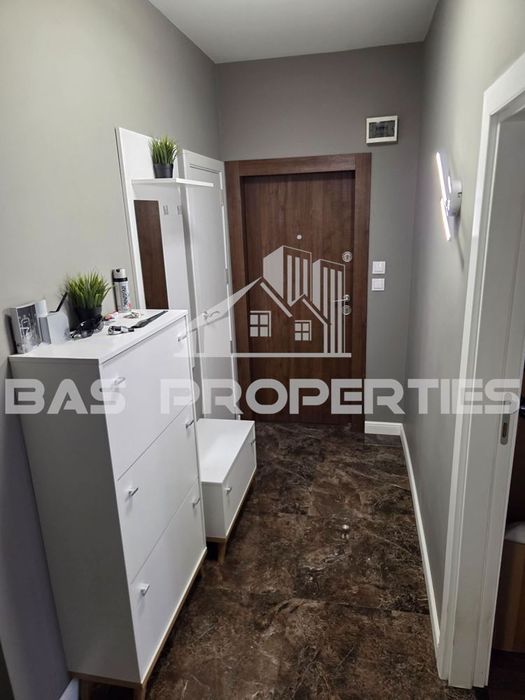 Продава се Тристаен апартамент в София, Надежда 1 - 90 кв.м за 1275 €/кв.м - Снимка #10
