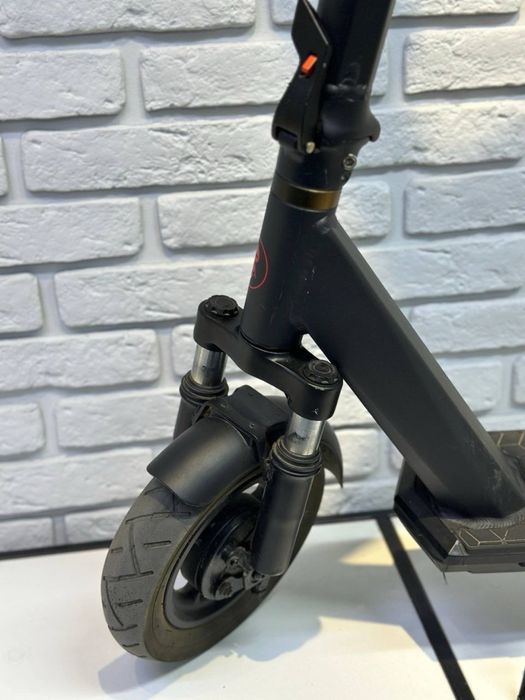 Электро-самокат  HoverBot