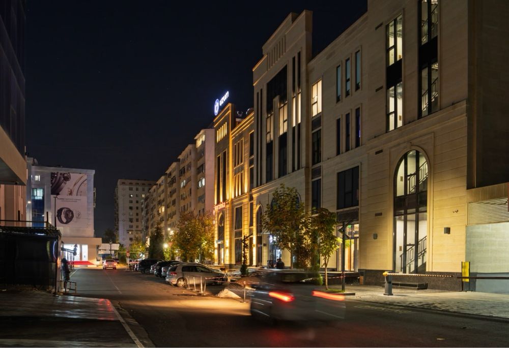 Бизнес центр в Цетре Города Айбек 3.481кв.м