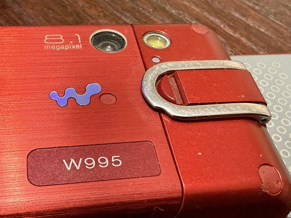 Sony Ericsson W995i