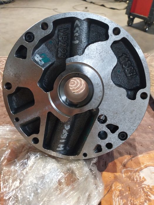 Pompa marș  buldoexcavator