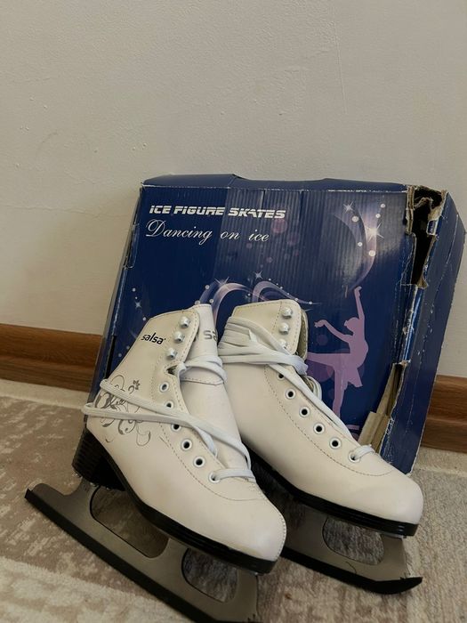 Коньки для фигурного катания