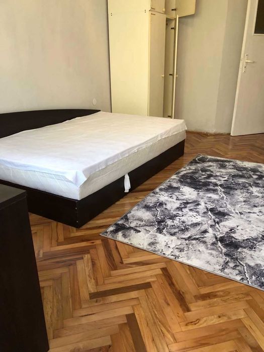 Дава се под наем Тристаен апартамент в Бургас, Център - 100 кв.м за 450 € - Снимка #6