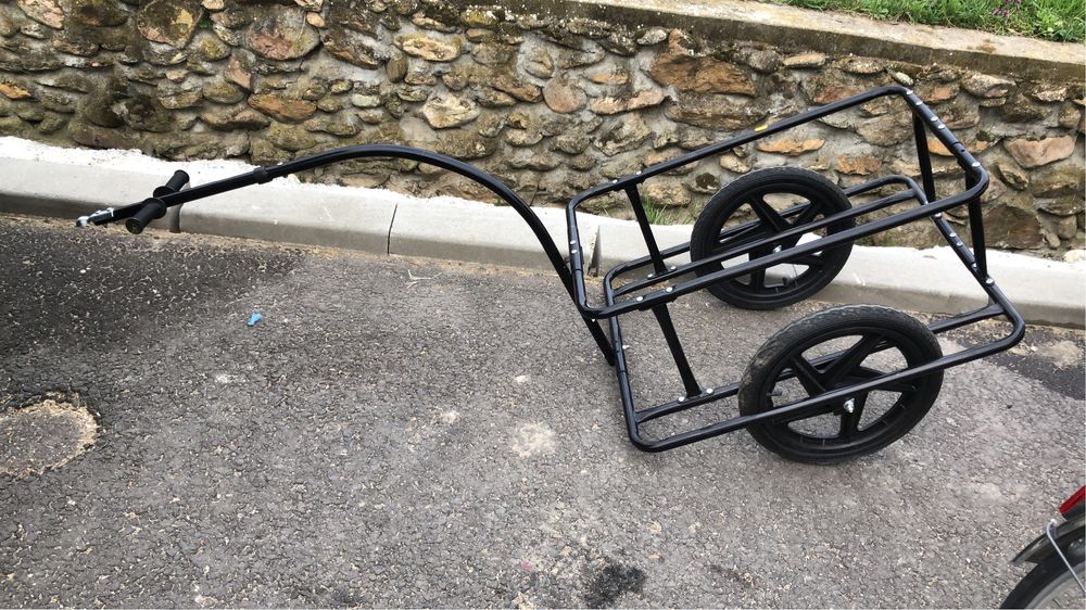 Remorca de bicicleta