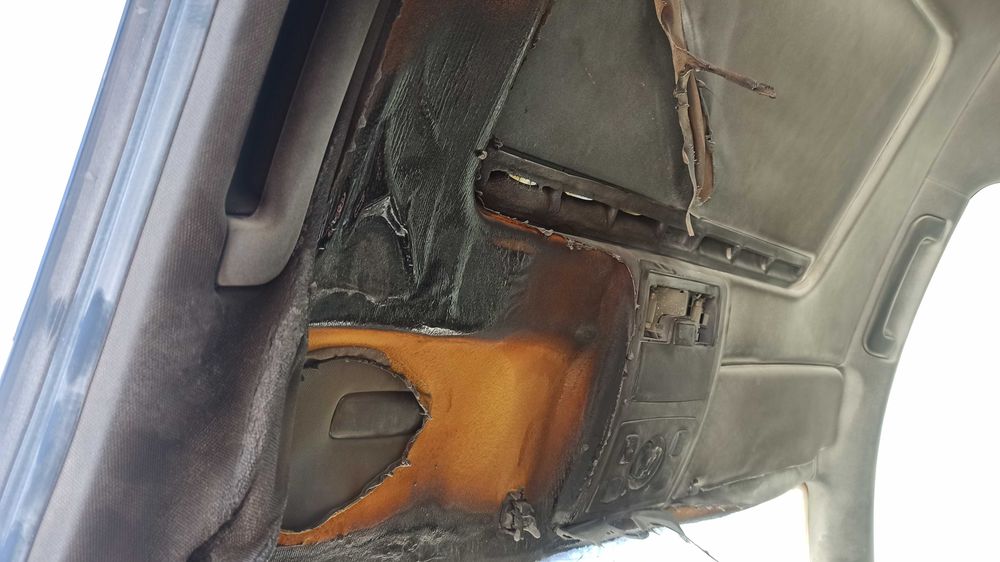 Автомобил на части