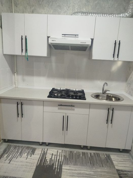 Квартира срочно сотилади 5мик 1эт 3хон