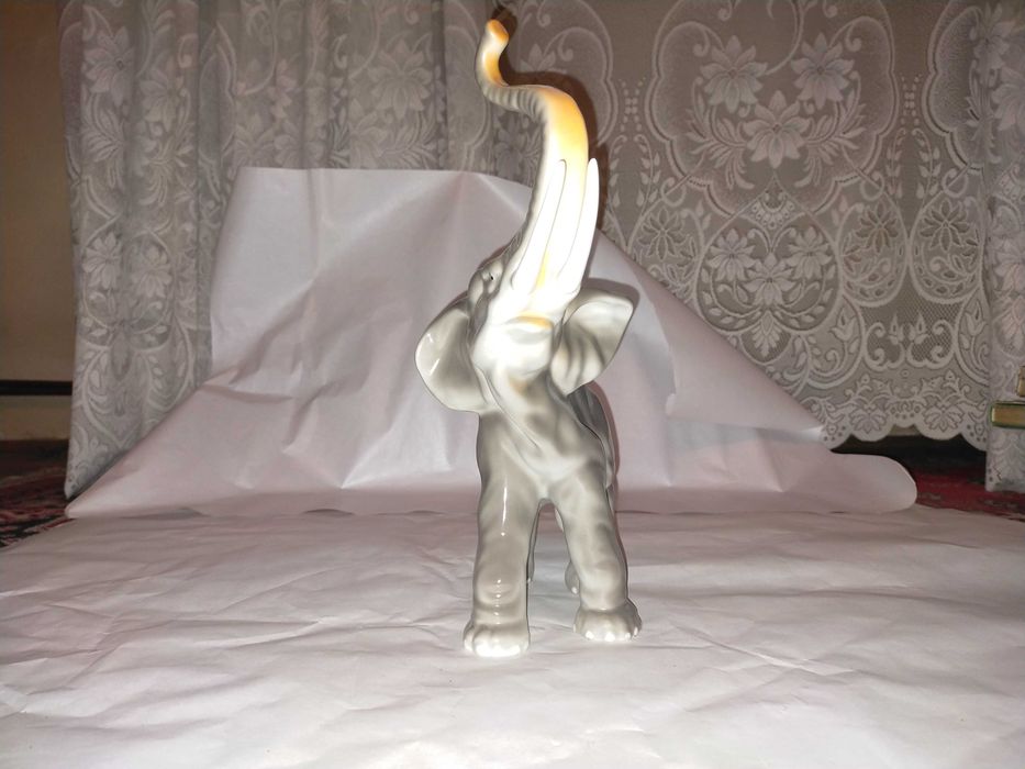 Figurină Porțelan - Elefant