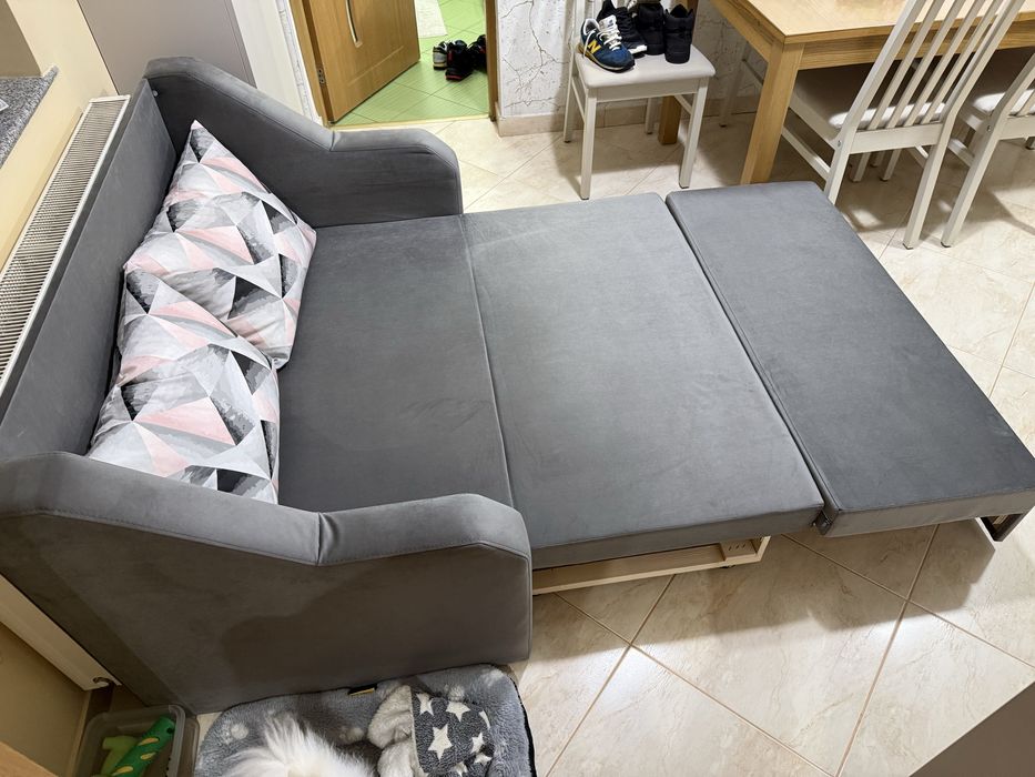 Canapea extensibila 2 persoane