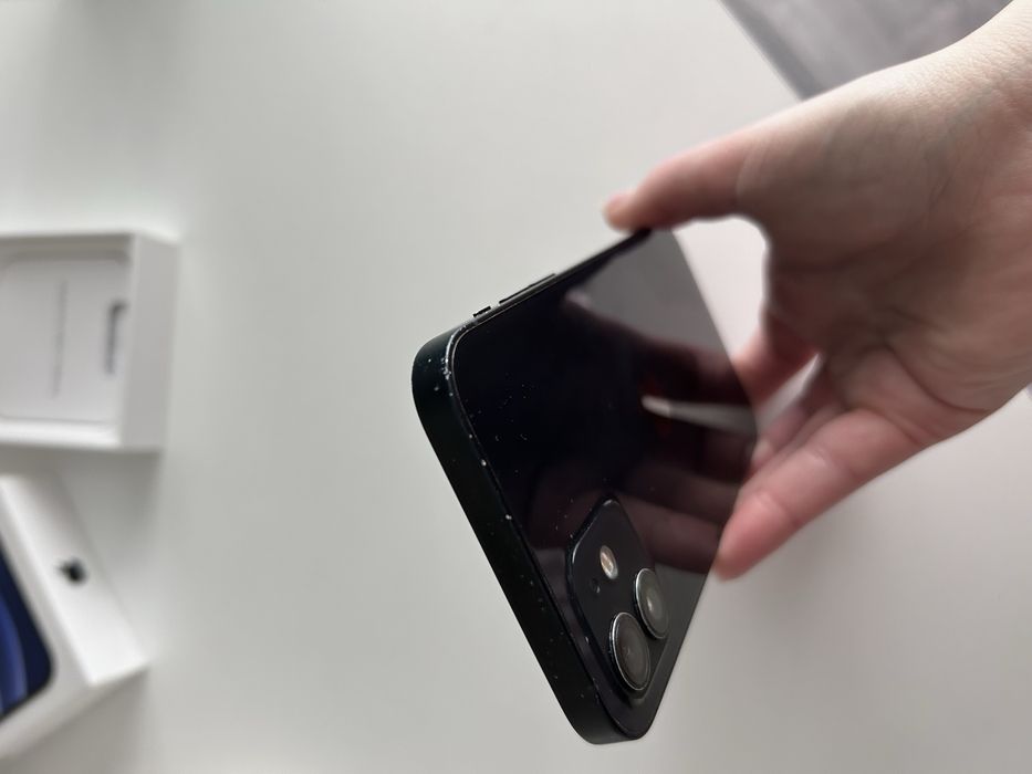 Vând Iphone 12, 64Gb