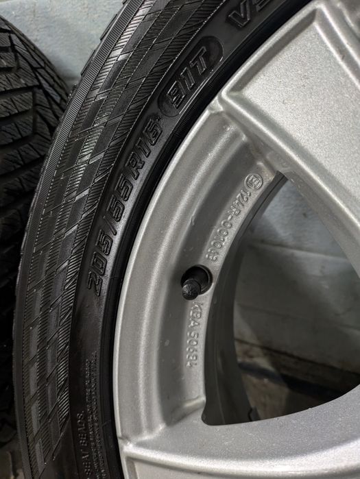 Jante roti Borbet 5x112 R16 + anvelope iarna 205 55 R16