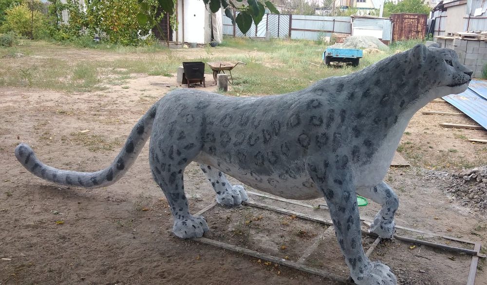 Срочно продам скульптуру Барса