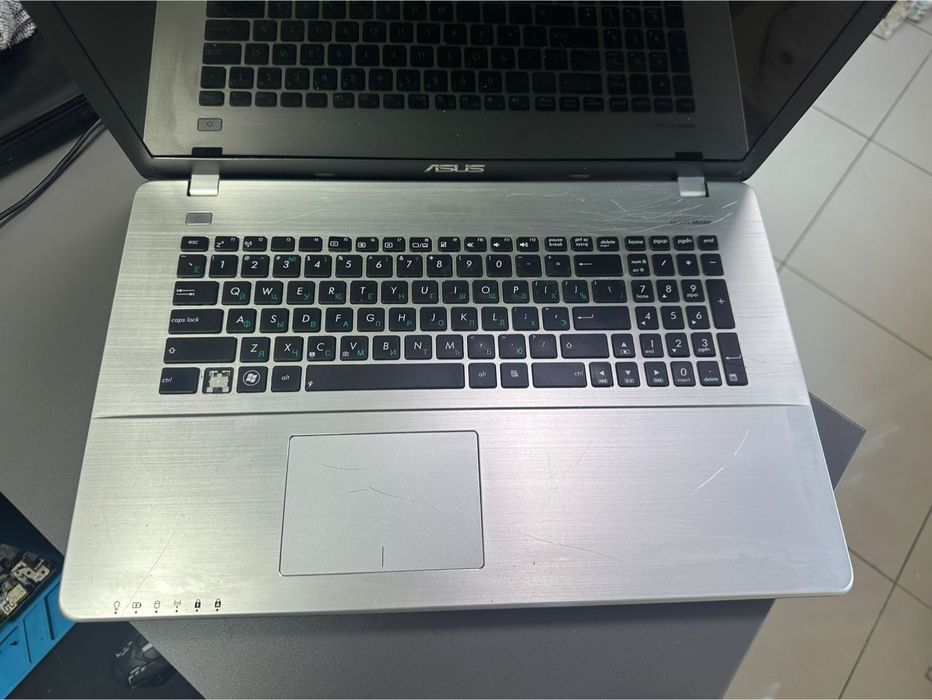 Asus  17.3" i7-4710QM/8GB/GT840 2Gb, 1000Gb, Wi-fi