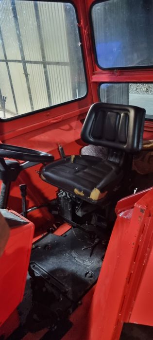 De vanzare Tractor U650
