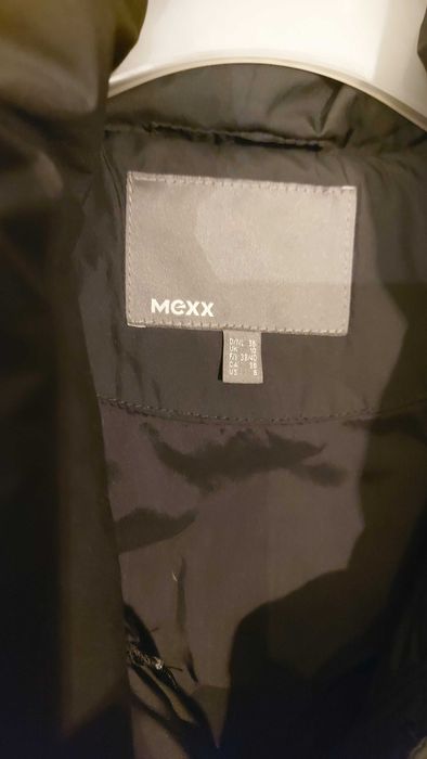 Дамски черен пухен елек, MEXX, 36 рамер
