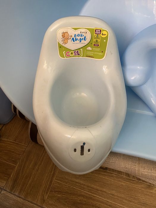 Продам ванночку детскую