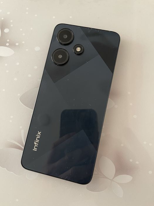 Продам infinix hot 30 i на 128 гб