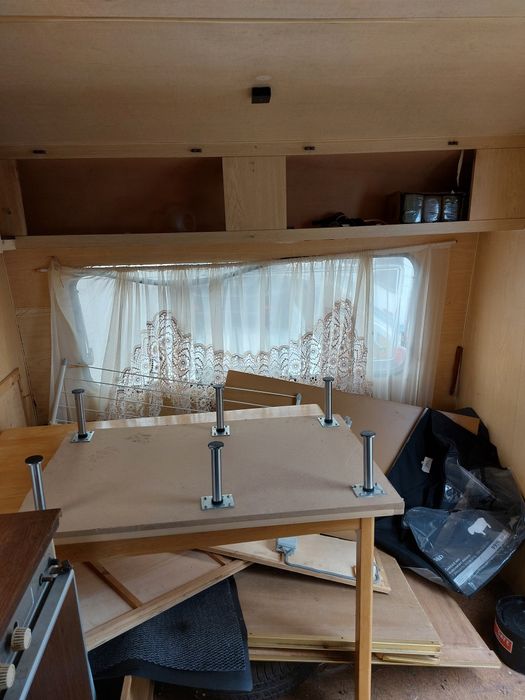 Caravană pentru 2 persoane