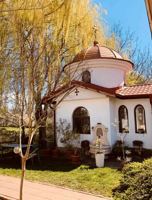 Инвестиционен комплекс с къщи за гости, заведение и УПИ-та в гр. Казанлък | SDN Estates LTD