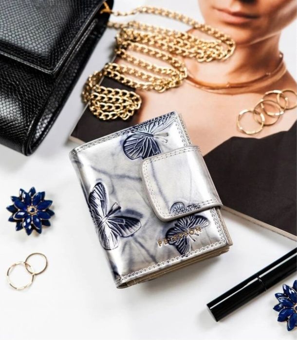 Дамско портмоне Peterson