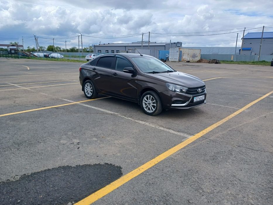 Продам Ладу Весту