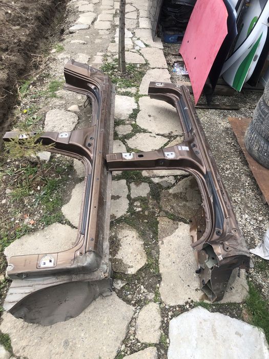 Vand praguri stanga/dreapta Dacia Duster/2010/2018-