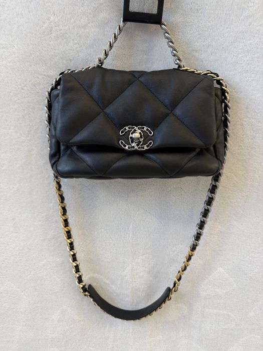 Geanta Chanel din piele