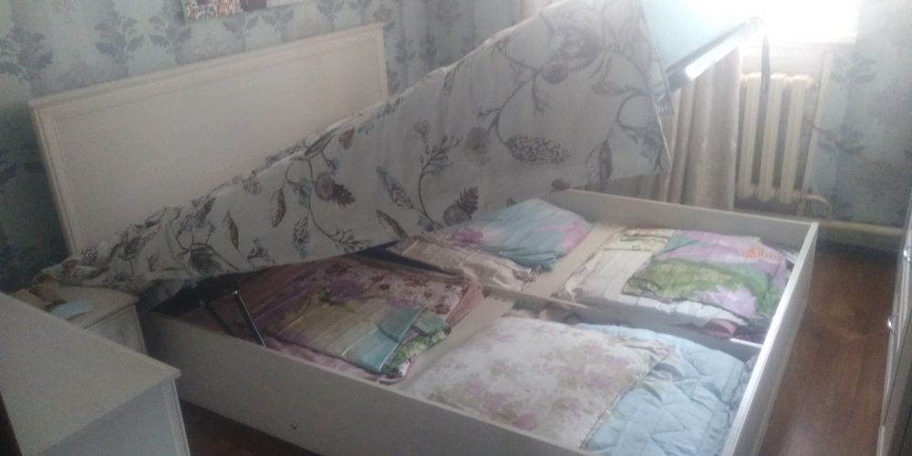 Срочно продам спальный