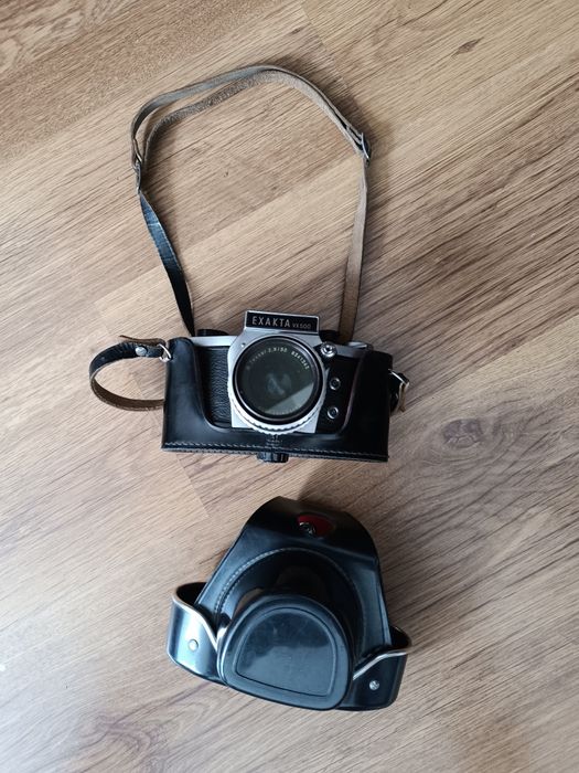 Фотоапарат Exakta VX500 - Carl Zeiss обектив