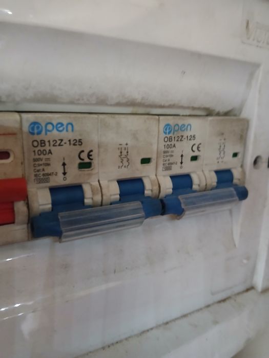 Siguranta curent continu 100 ah