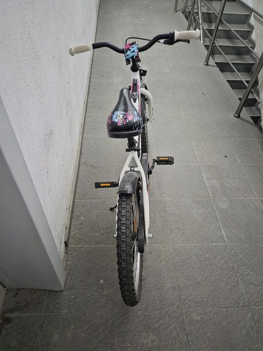 Детски велосипед OMEGA , възраст от 5- 10 год.