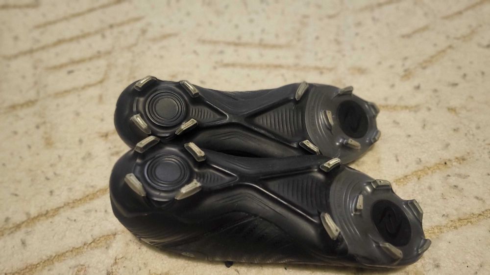 Бутонки Nike Phantom GX