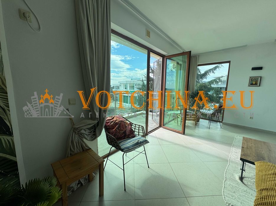 Продава се Тристаен апартамент в с. Топола, Област Добрич - 118 кв.м за 605 €/кв.м - Снимка #8