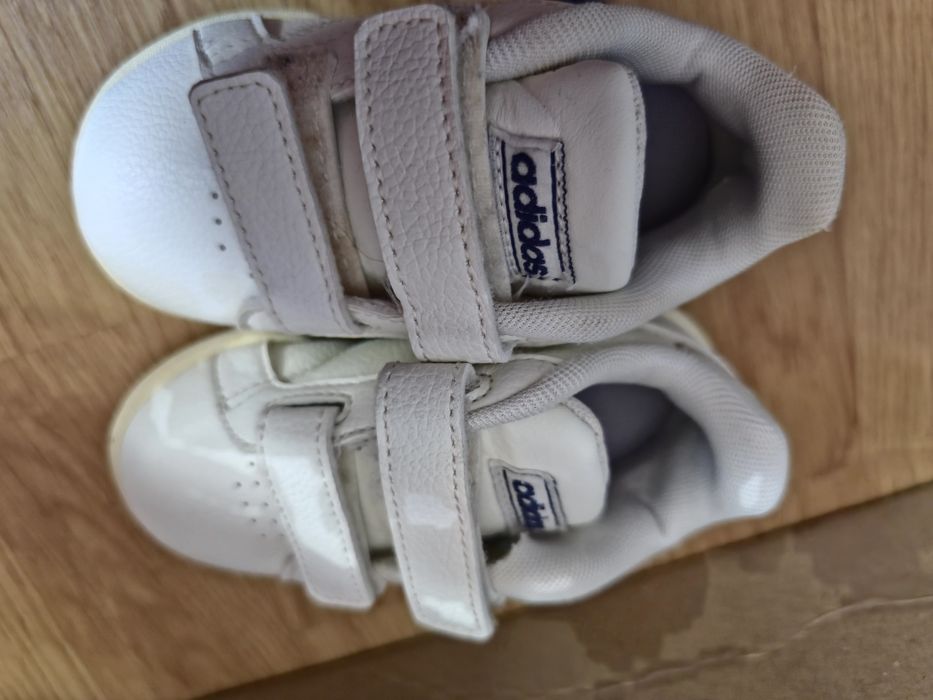 Vand adidasi Adidas 21