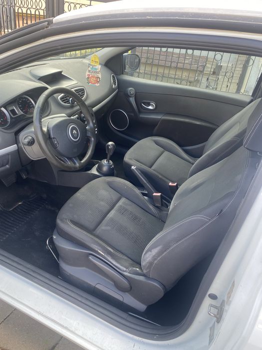 Renault Clio, automata,