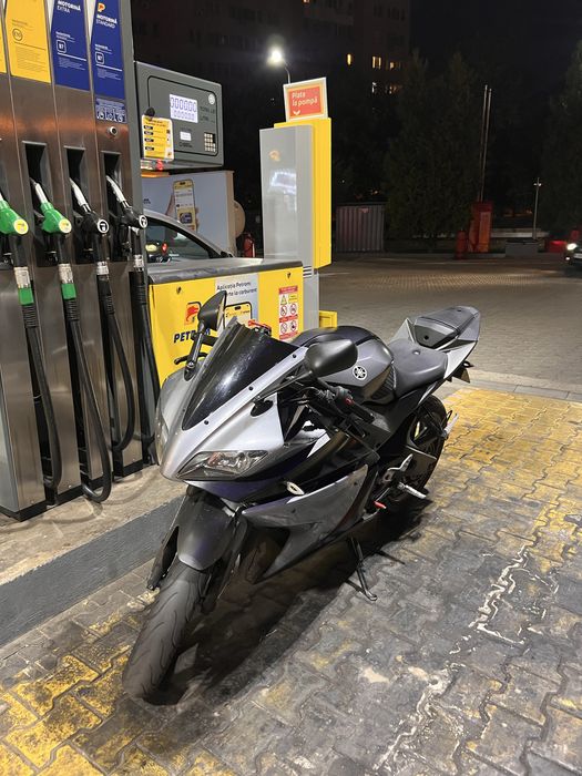 Yamaha yzf r125 2012
