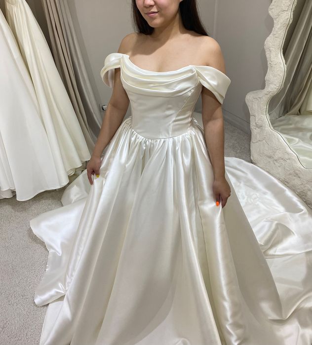 Свадебное платье La Novia